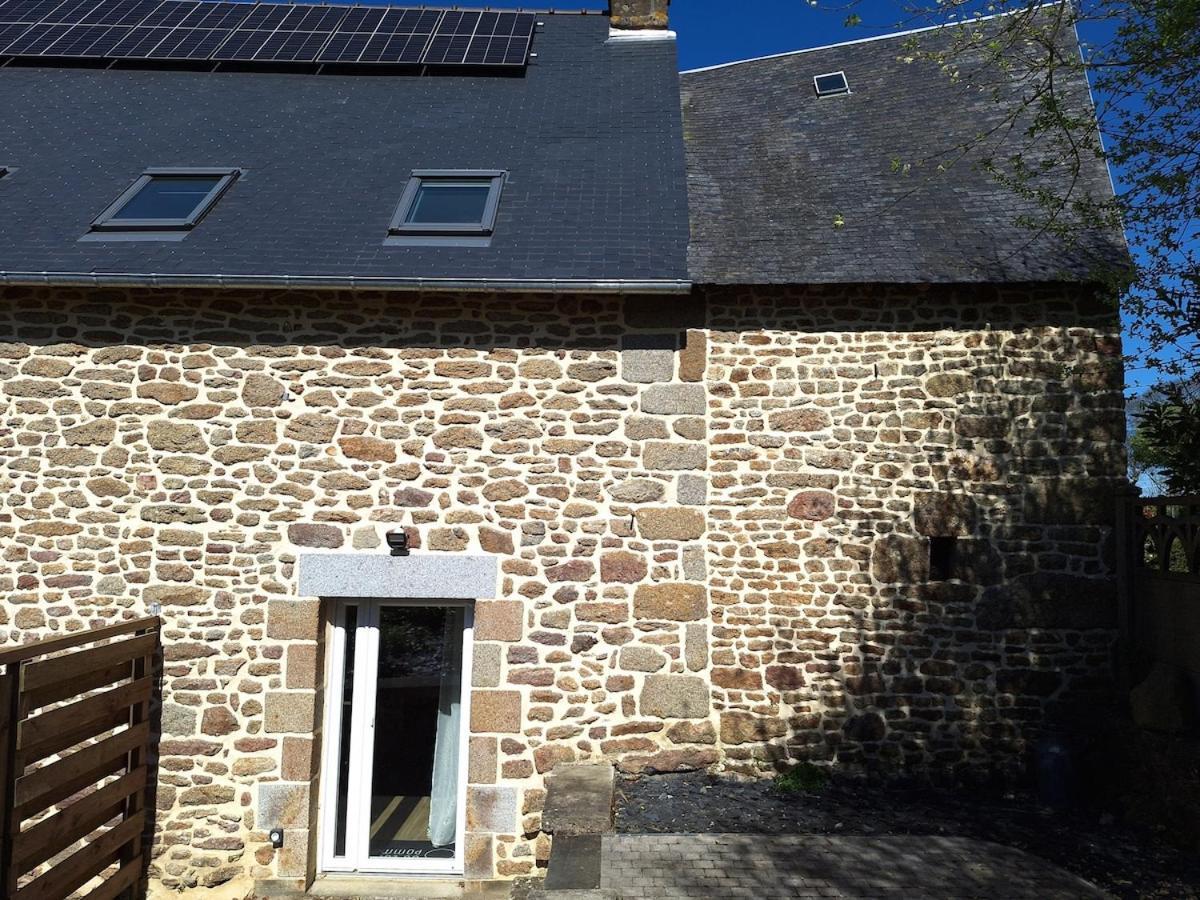 Au Lutin Pomme - Maison De Vacances Bretagne Mellé 外观 照片